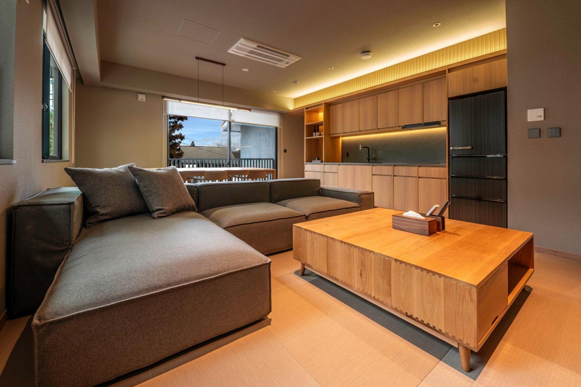 Ski Inn Hakuba, Iwatake Buitenkant foto